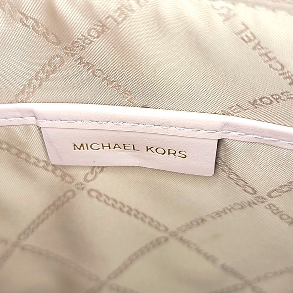 Michael Kors LG Clutch - Picture 8 of 11